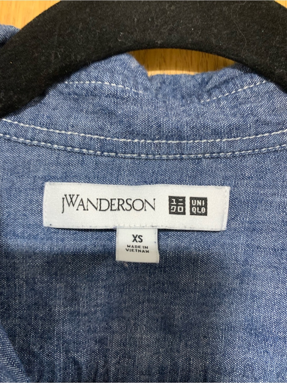 Uniqlo x JW Anderson Blue Short Sleeve Chambray Button Up Shirt - Size XS - Picture 3 of 4